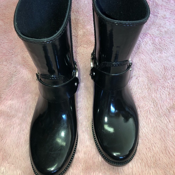 Michael Kors Fulton Rain Booties - Picture 5 of 7